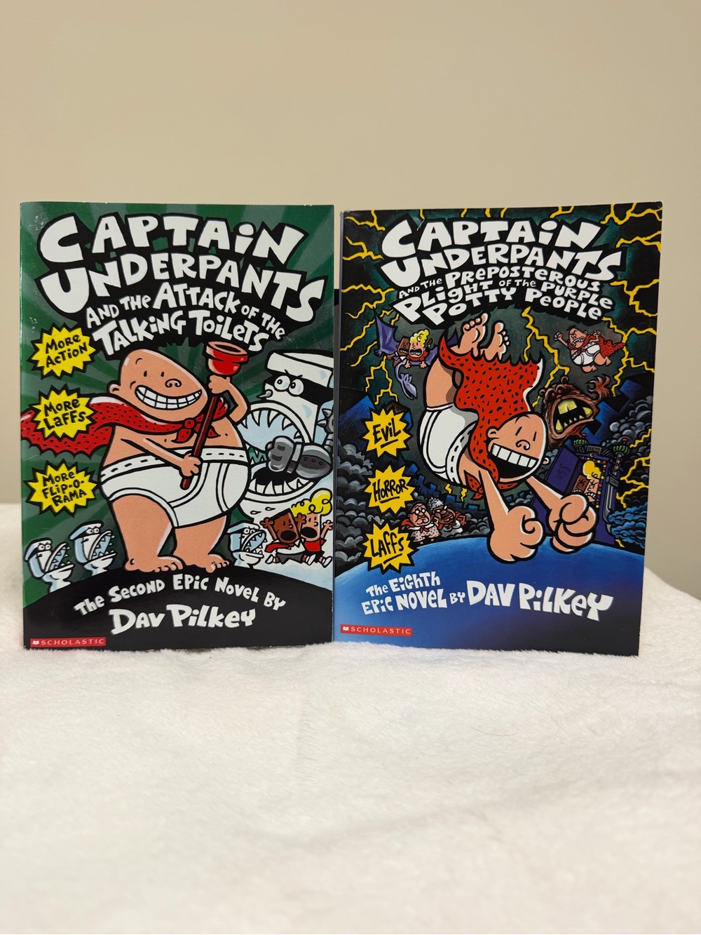 Scholastic Captain Underpants Book Set